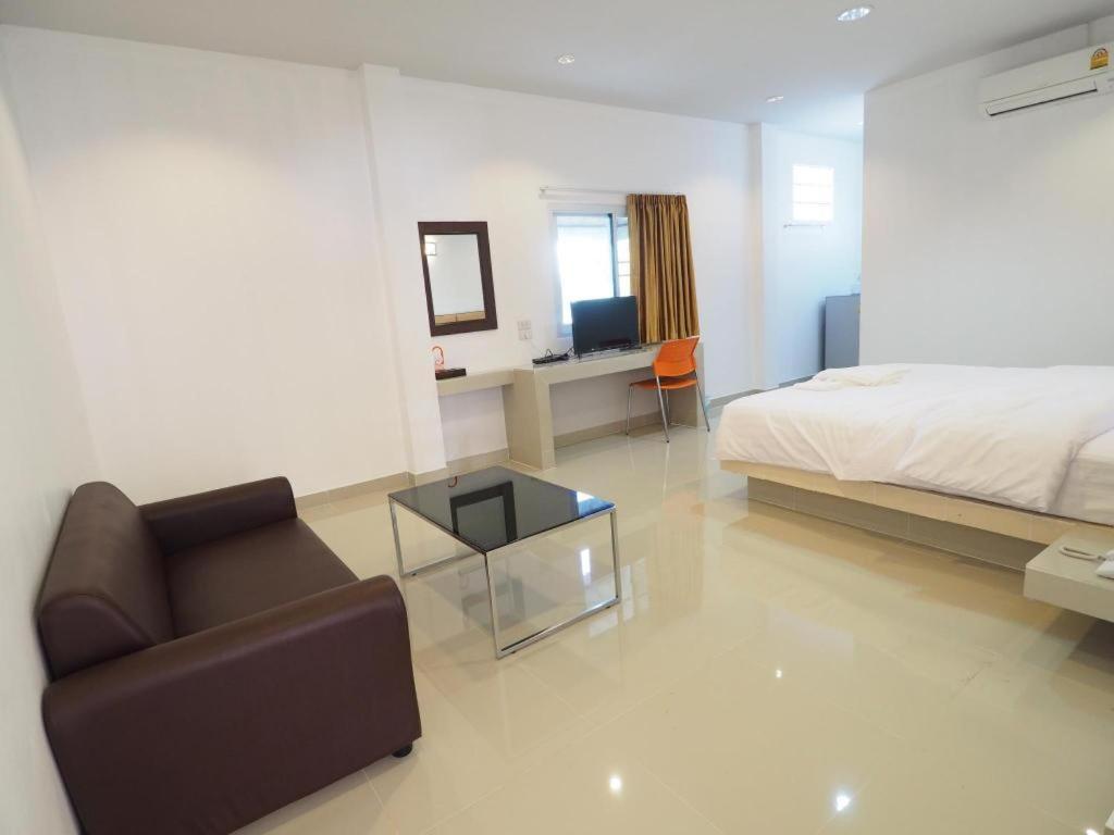 The Phant Hotel Surin Exterior foto