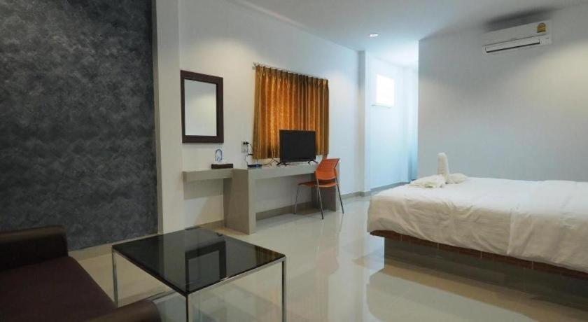The Phant Hotel Surin Exterior foto